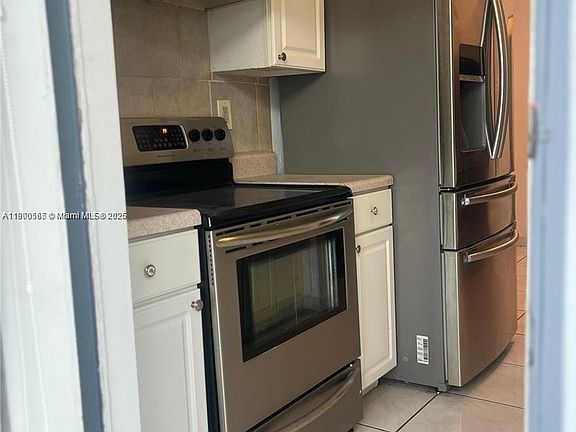 2nd image of 12665 NE 16th Ave APT 8