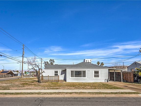4th image of 449 Federal St