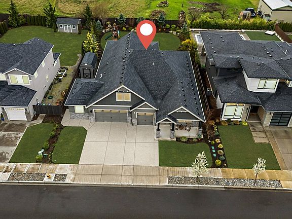 2nd image of 14007 NE 52nd Ave