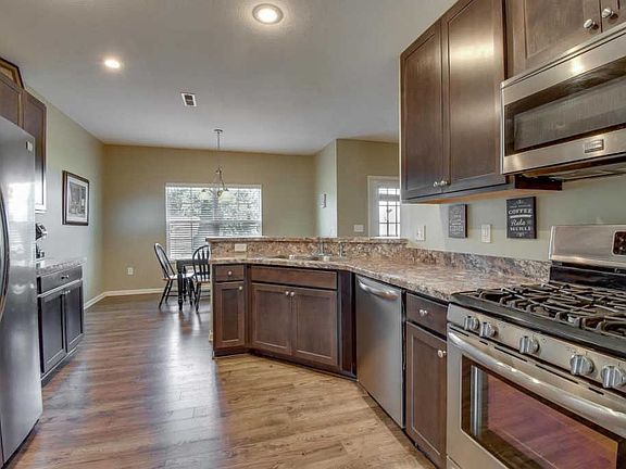 4th image of 3611 Evelynton Ave