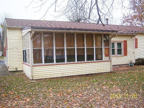 3rd image of 525 Mount Vernon Ave