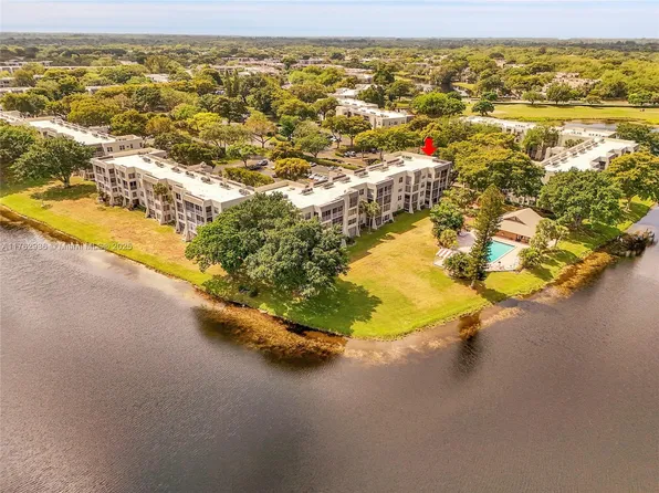 9440 Poinciana Pl APT 416, Davie, FL 33324