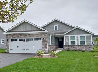 121 Cornerstone Dr, Hampshire, IL 60140