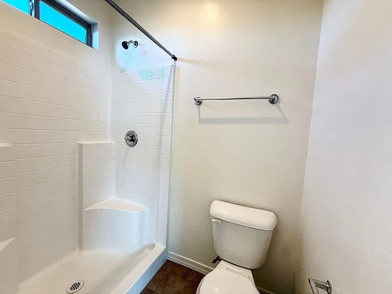 8195 E Ashley Dr — Photo 9