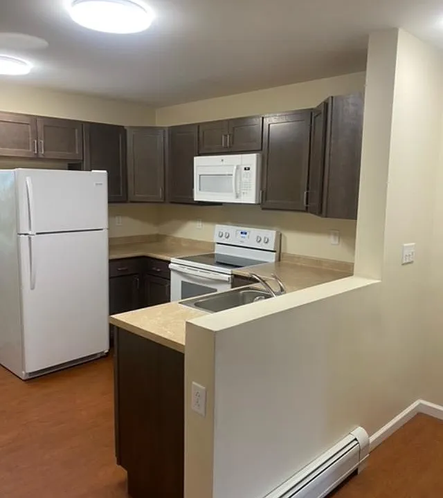 253 Lake St #10