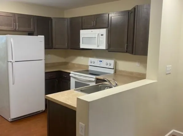 253 Lake St #10, Saint Albans, VT 05478