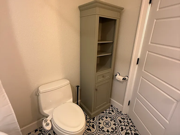 2440 Maher Ave — Photo 11