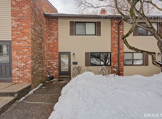 53 Coronado Dr #53, Newington, CT 06111