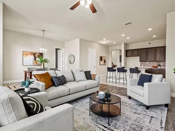 7203 Fallen Crest Ln, Arlington, TX 76001