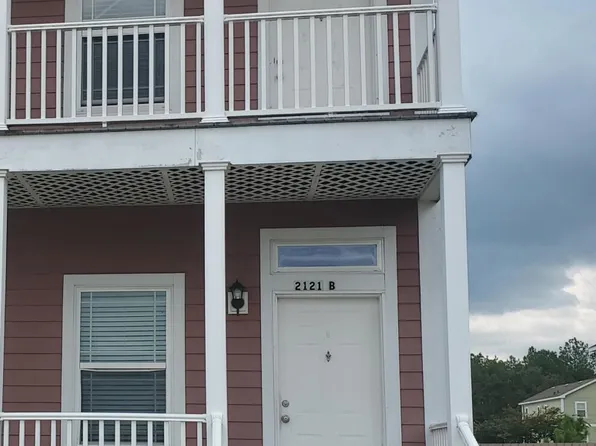 2121 Magazine St #B, Ocean Springs, MS 39564
