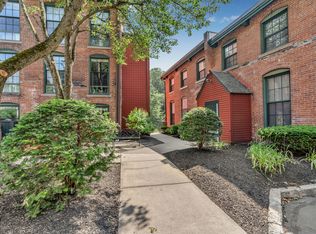 14 Sanford St Unit 7, Medway, MA 02053