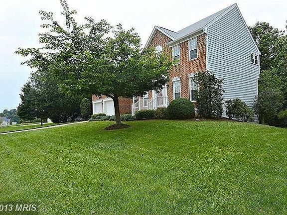 2nd image of 13516 Heathrow Ln