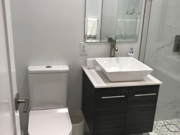 Beautifully appointed modern bathroom