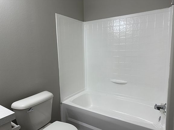 5th image of 15711 Clarke Springs Dr #15711C