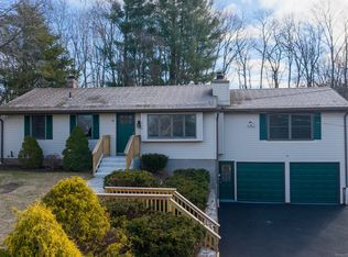 117 Dart Hill Rd, South Windsor, CT 06074