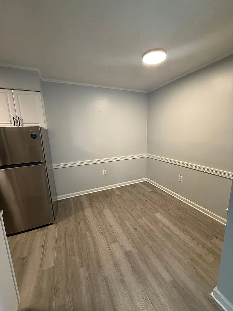 DM 8225 Ned Ave — Photo 4