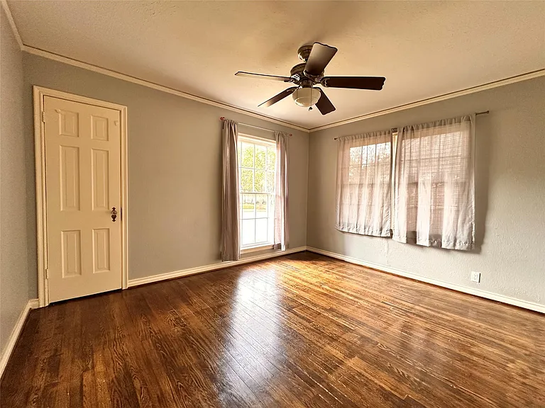 2222 Carnes St — Photo 40