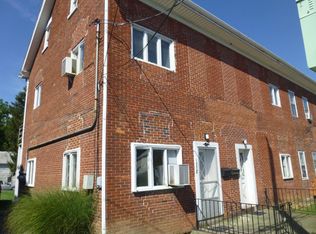 1338 W Main St, Ephrata, PA 17522
