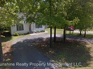 2864 Maple Ave, Burlington, NC 27215