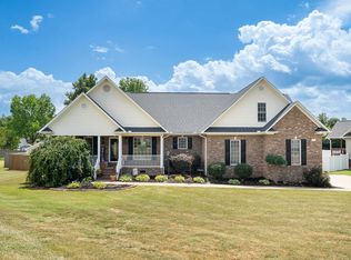 141 Sugar Hill Ct, Boiling Springs, SC 29316