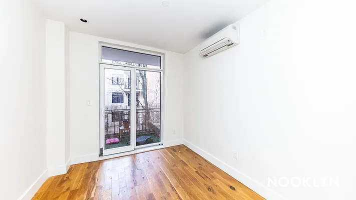 Rented by Nooklyn NYC LLC | media 20