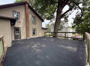 203 W North St, Morrison, IL 61270