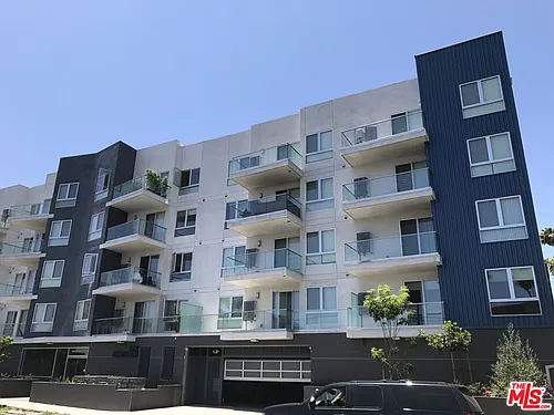 105 S Mariposa Ave #302 Photo 1
