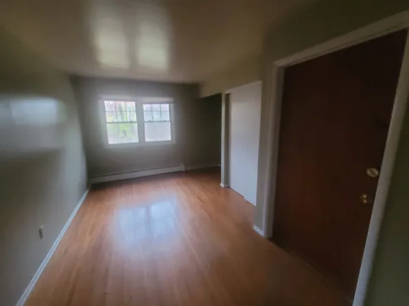 758 Liberty St, Penfield, NY