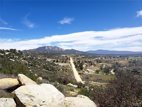 3rd image of 908 Lake Canyon Dr