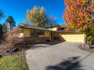 6379 S Oneida Ct, Centennial, CO 80111