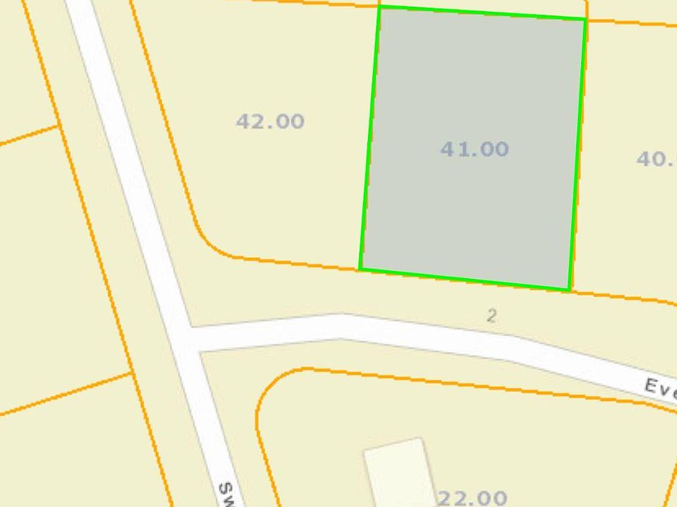2nd image of 455 Evergreen Cir