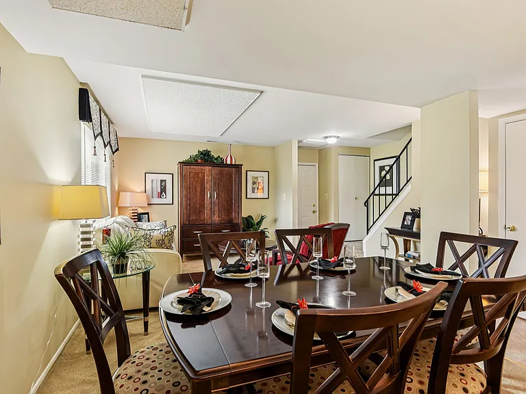 Howard Hills Rental Townhomes and Duplexes — Photo 96