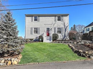 154 Tennyson Rd, Warwick, RI 02888
