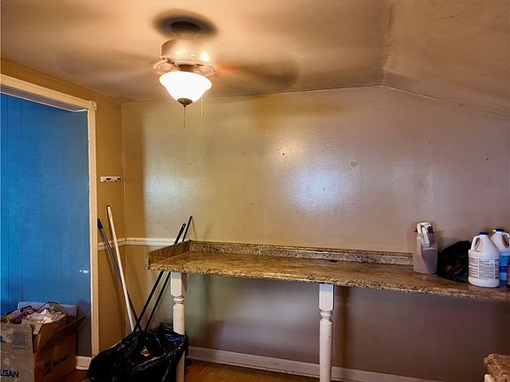 5th image of 57950 Kilgore Rd