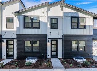 6487 NW Olympic Ln #27, Camas, WA 98607