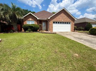 213 Carrington Ln, Centerville, GA 31028