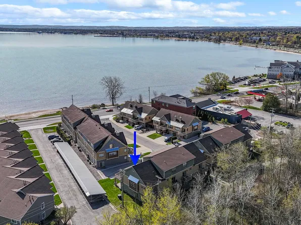 13802 S West Bay Shore Dr #9, Traverse City, MI 49684