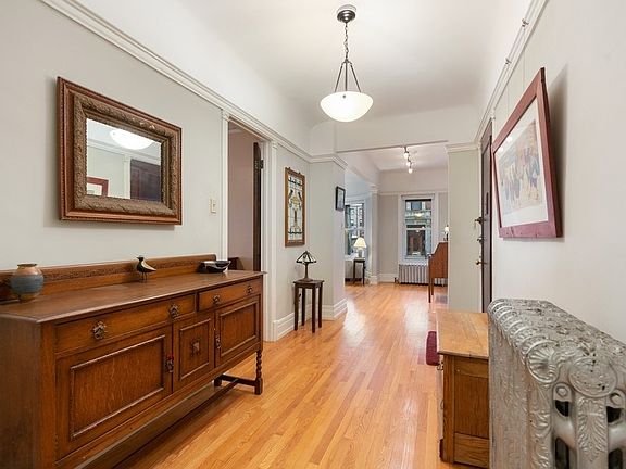 2nd image of 5011 S Dorchester Ave #1