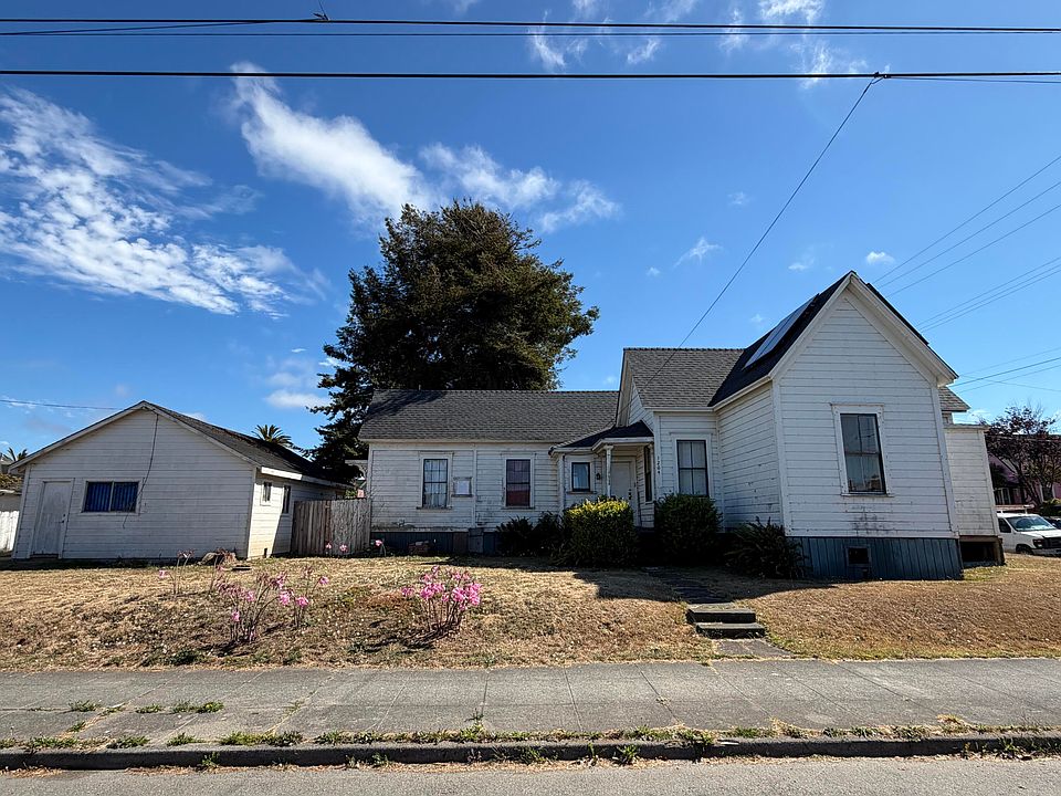 1st image of 1204 7th St