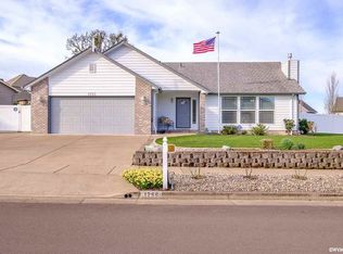 1256 NW Thorn Dr, Albany, OR 97321