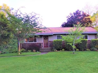 8004 Livingston Dr, Knoxville, TN 37919