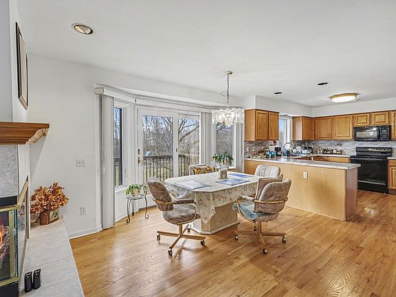 5th image of 6131 Pine Creek Ct