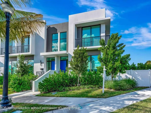 1901 Dock St, West Palm Beach, FL 33401