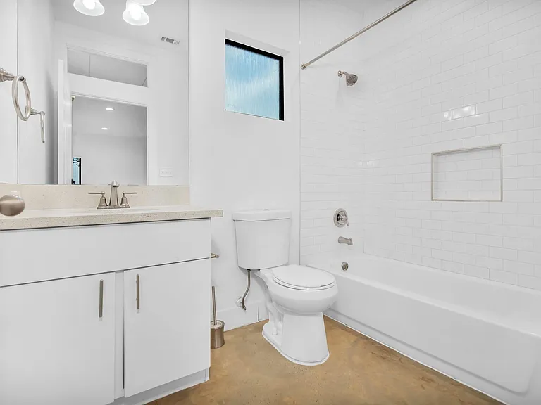 603 Edgewood St #B — Photo 9