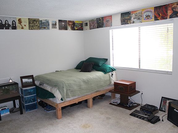 5th image of 18445 Hatteras St Unit 501