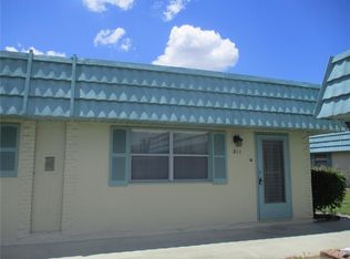 101 Cambridge Trl #211, Sun City Center, FL 33573