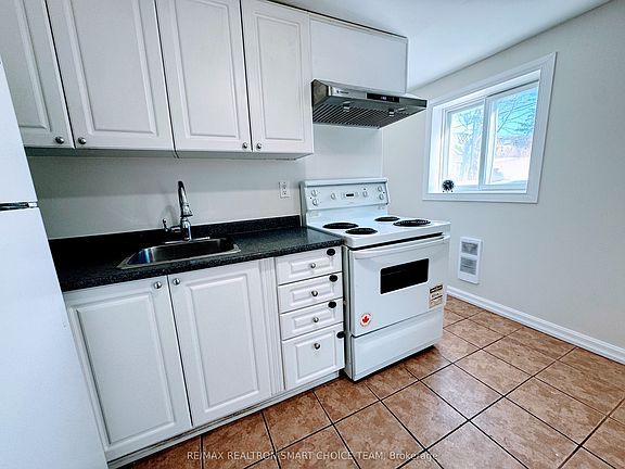 5th image of 45 Bryant Rd #Basement