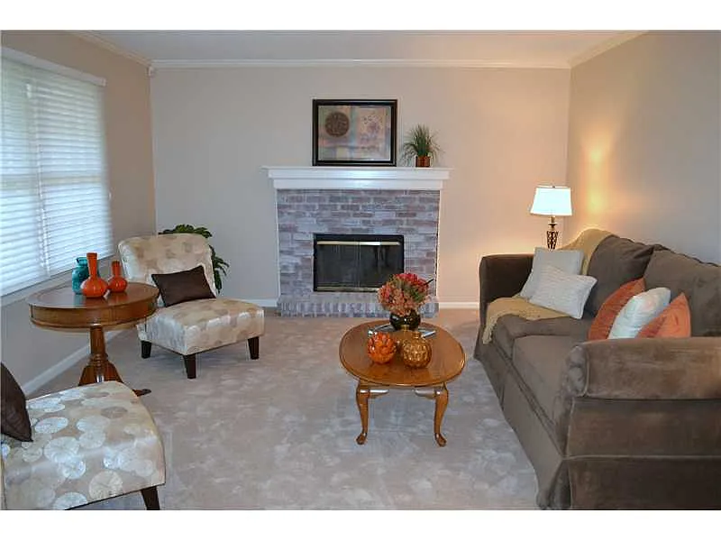 6440 Harbridge Rd photo 1