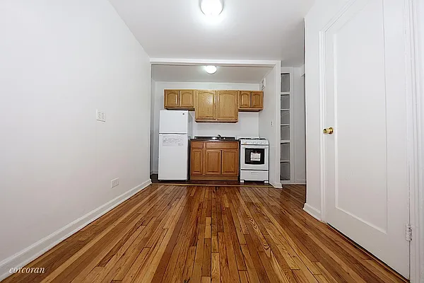 Rented by Corcoran | media 25