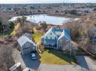 35 Meadow View Dr, Nantucket, MA 02554